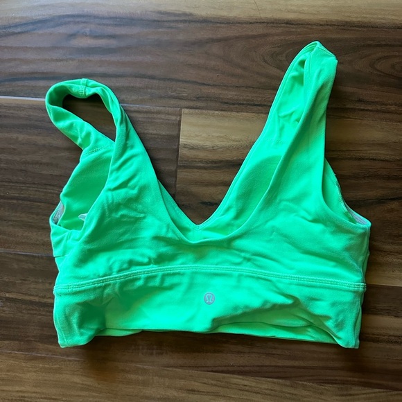 Align V neck bra - Picture 2 of 13